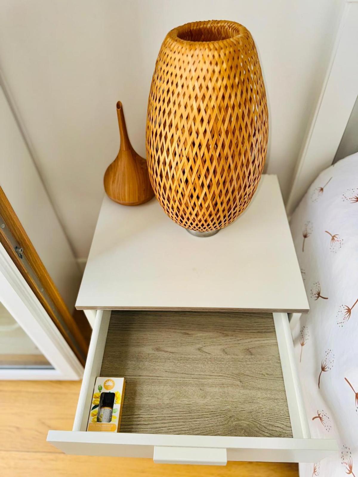 Apartment Cosy - Au Centre - Confort - Proche De Paris- Parking Prive Gratuit - Wifi Rueil-Malmaison