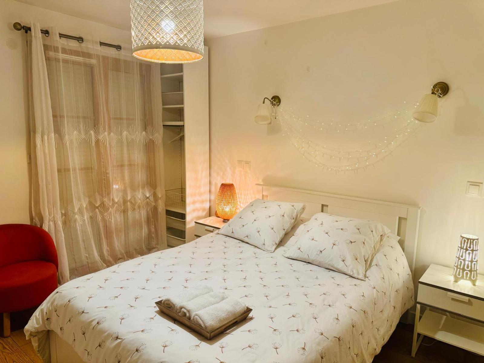 Cosy - Au Centre - Confort - Proche De Paris- Parking Prive Gratuit - Wifi * Rueil-Malmaison